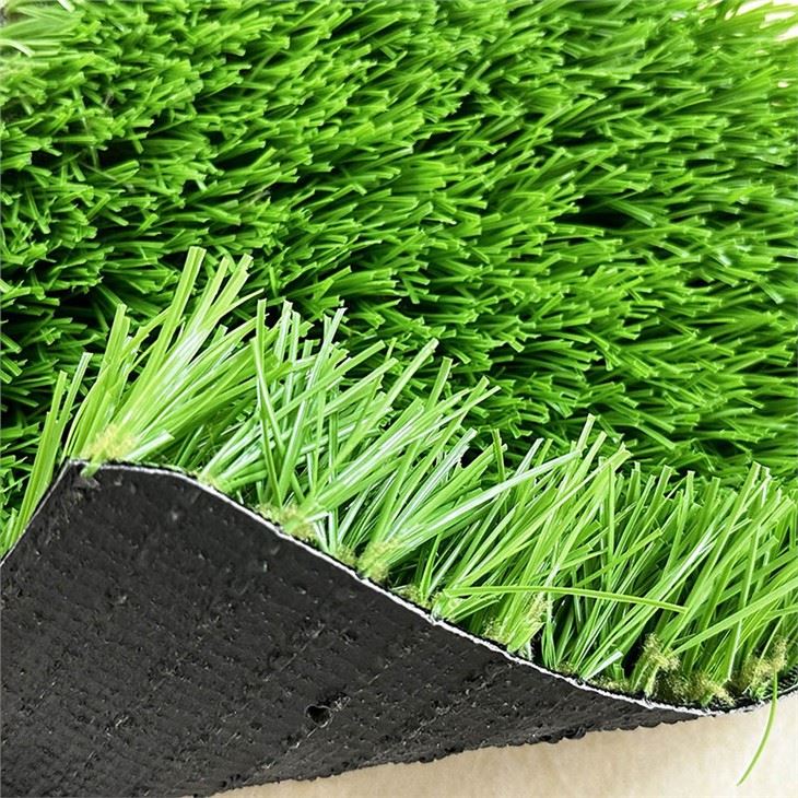 Paviment esportiu de gespa artificial